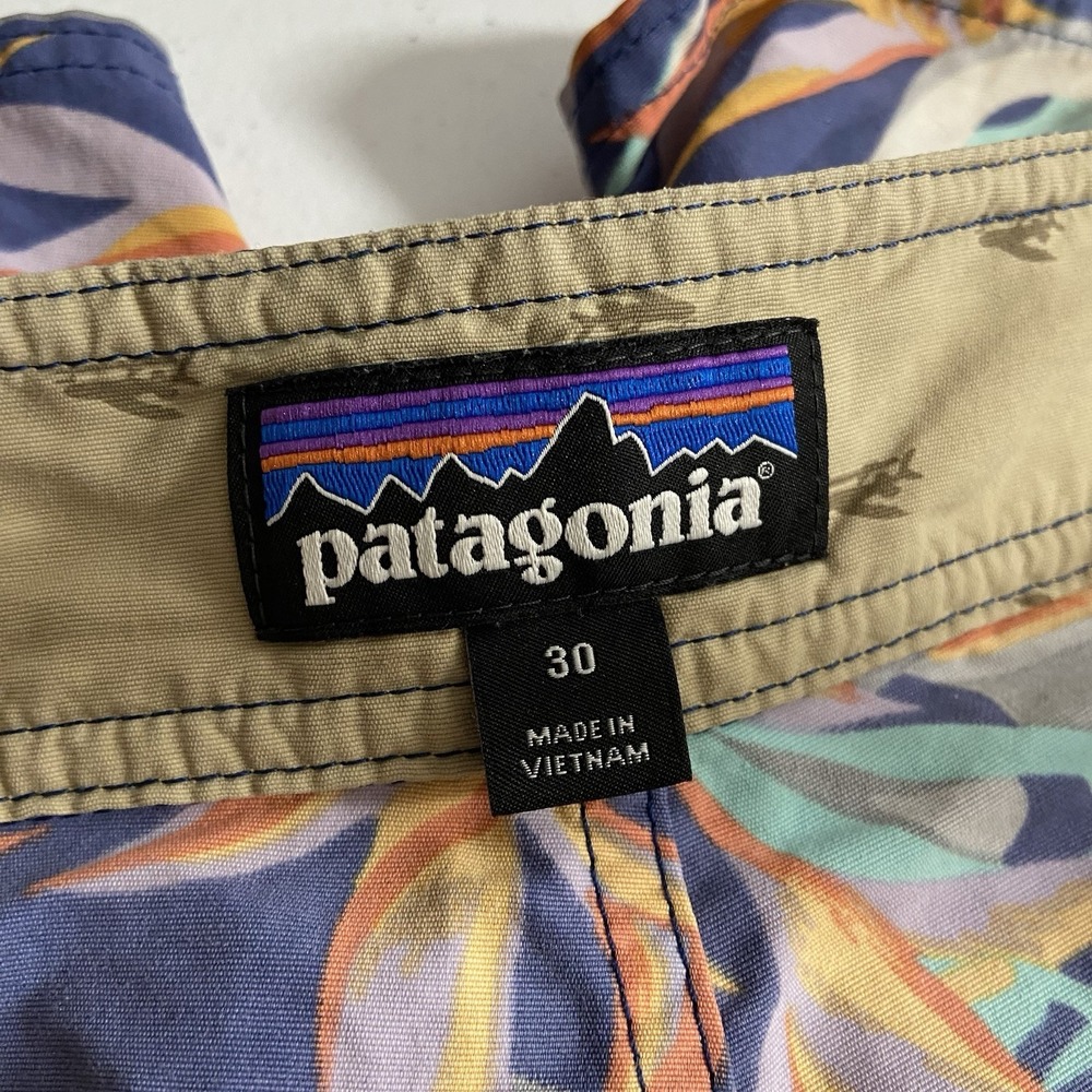 Patagonia Board Shorts mens 30 Printed Wavefarer 8" Inseam Floral Print Tropical - Picture 8 of 11
